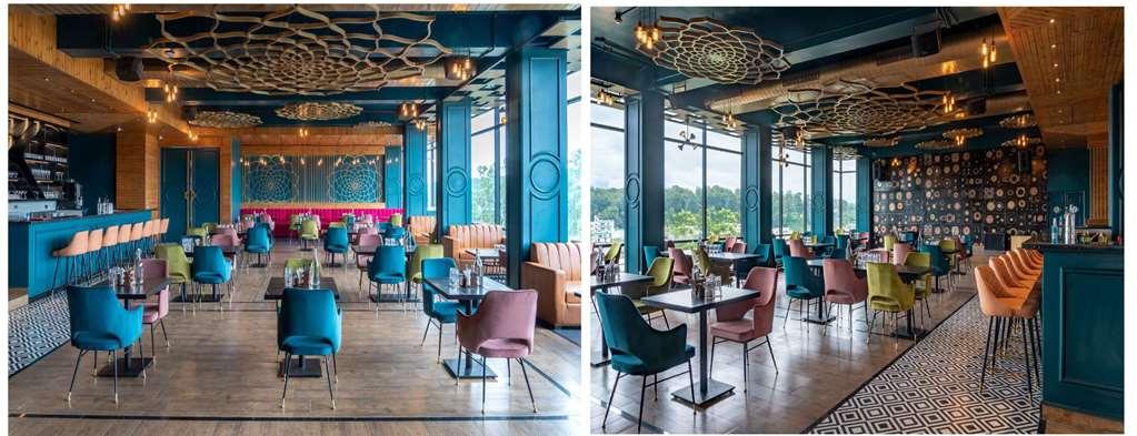 Clarion Hotel Epicure Dehradun Restoran fotoğraf