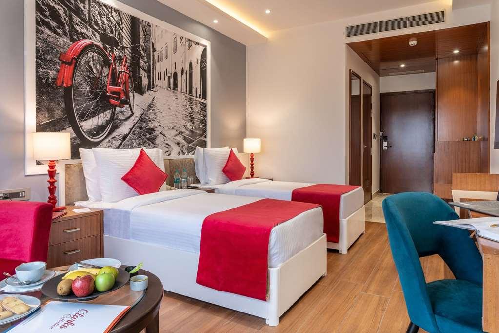 Clarion Hotel Epicure Dehradun Oda fotoğraf